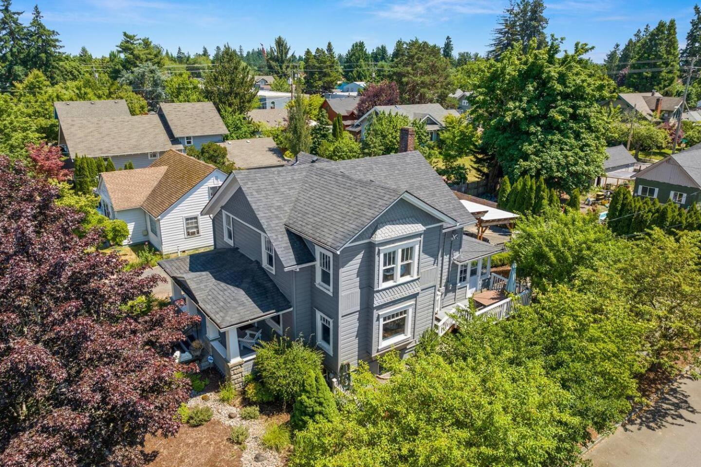 Beautiful, Historic Home, Heart Of Mcminnville. Holiday home *